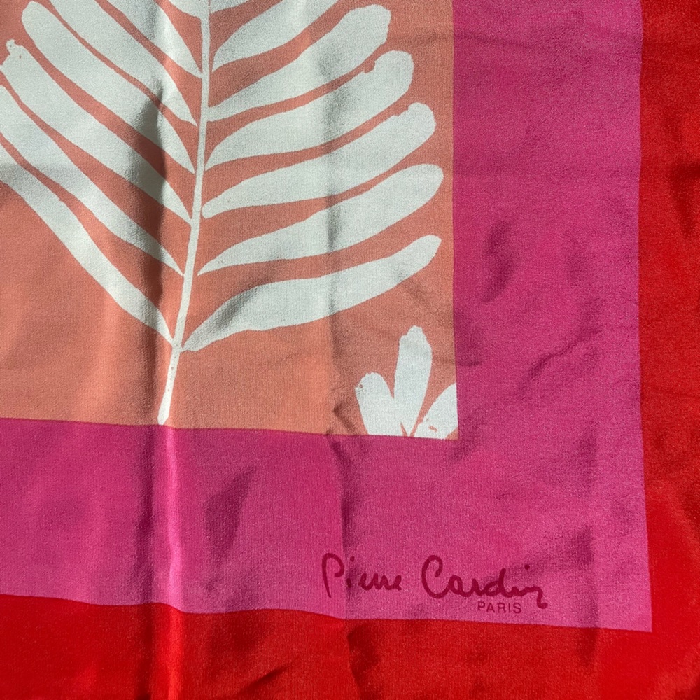 Pierre Cardin Vintage Silk Signed Scarf 30x30 Pink Red Orange Scarf Top - Picture 5 of 12